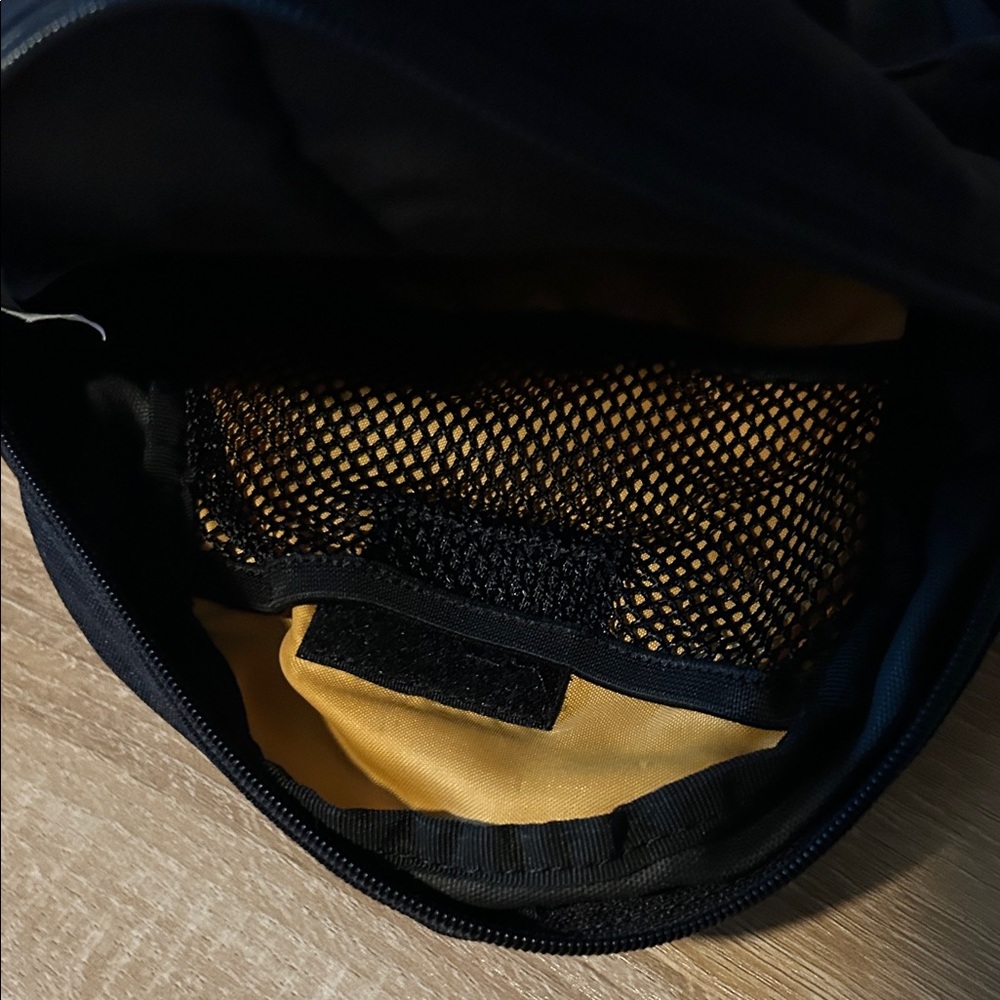 Eddie Bauer Mini backpack Bag in Gray and Black - Picture 6 of 6